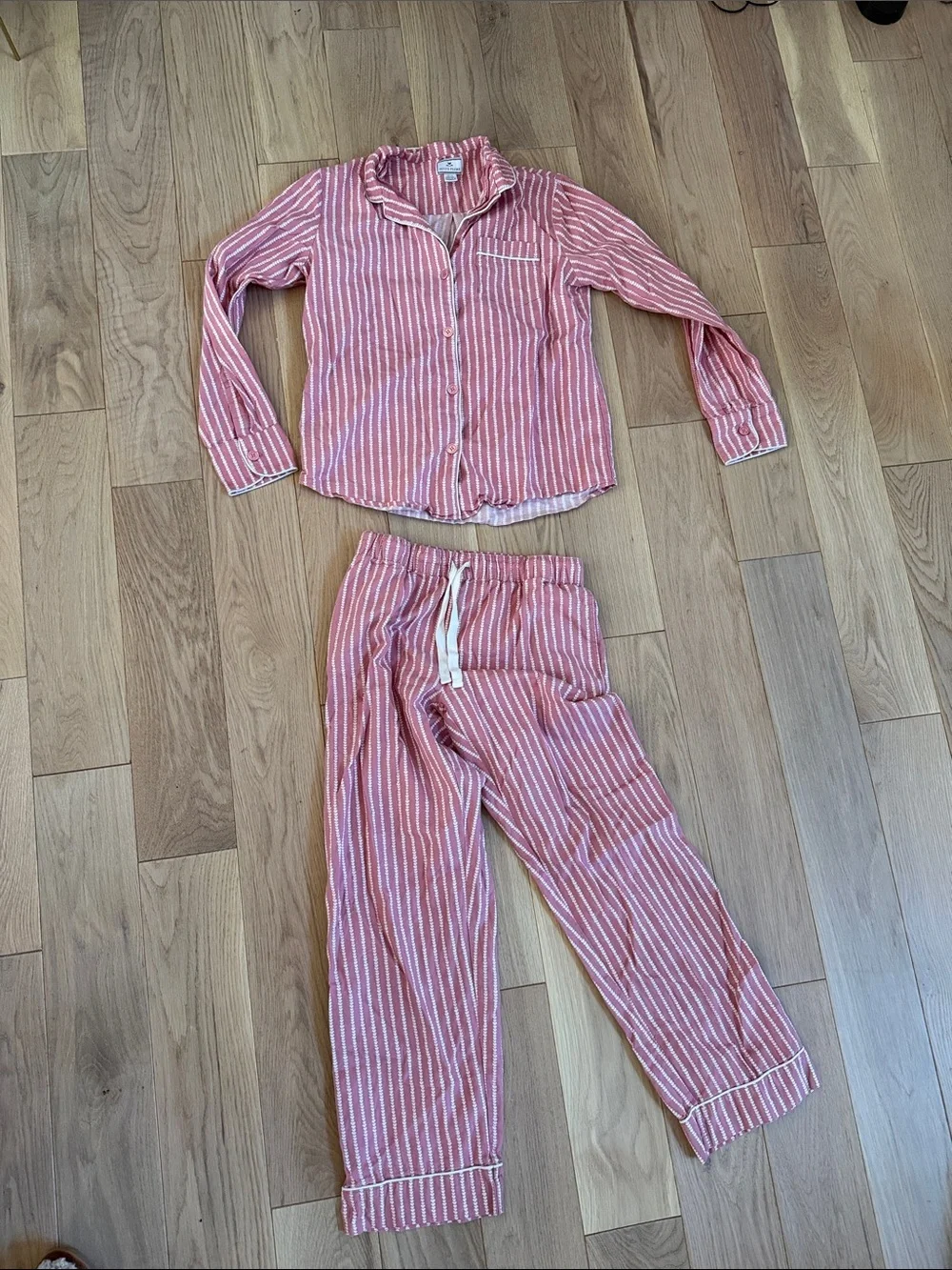 Women's Pink Stripe Pajama Set - Classic Button-Up Top & Drawstring Pants - Picture 1 of 8